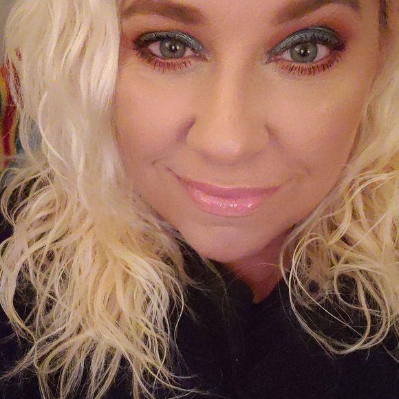 Meet your Posher, Margaret - Picture 1 of 1